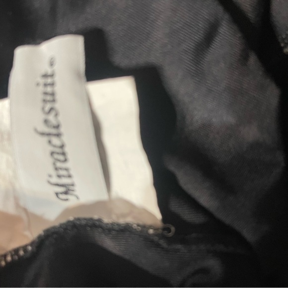 Miraclesuit Pink and Black One Piece Swimsuit - Picture 6 of 6